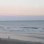 Апартаменты Charming Beachfront Apartments, Sea Views In *
