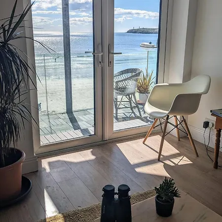 Apartment Ultimate Beachfront Apartments, Sea Views In Tramore