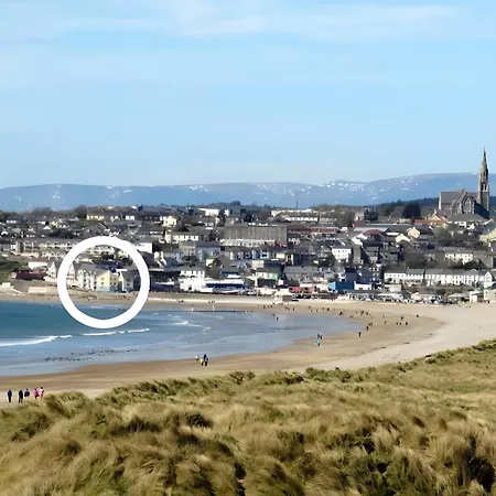 Charming Beachfront Apartments, Sea Views In *