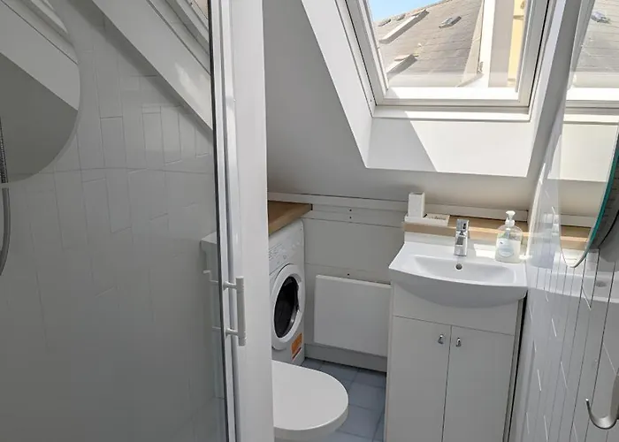 Charming Beachfront Apartments, Sea Views In * Tramore